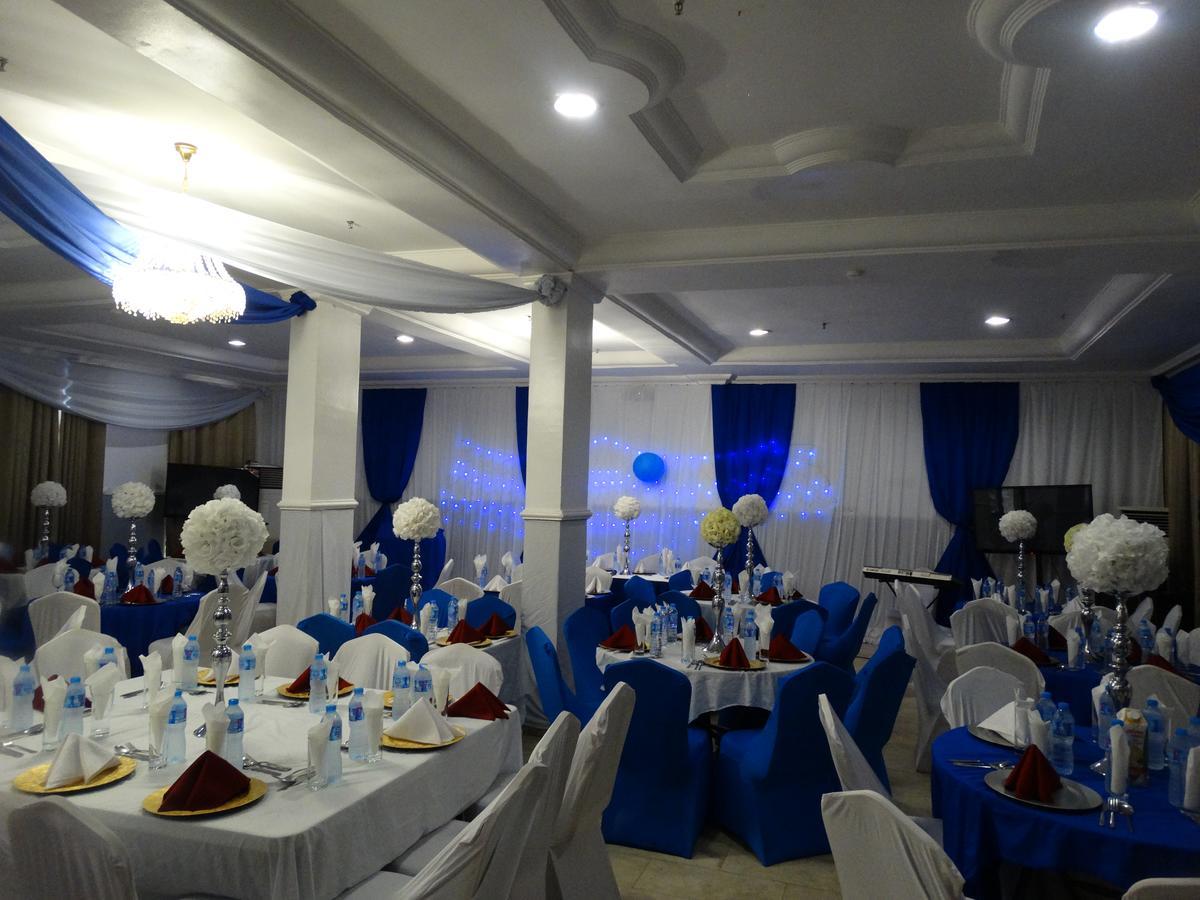Bolton White Apartments Abuja Extérieur photo