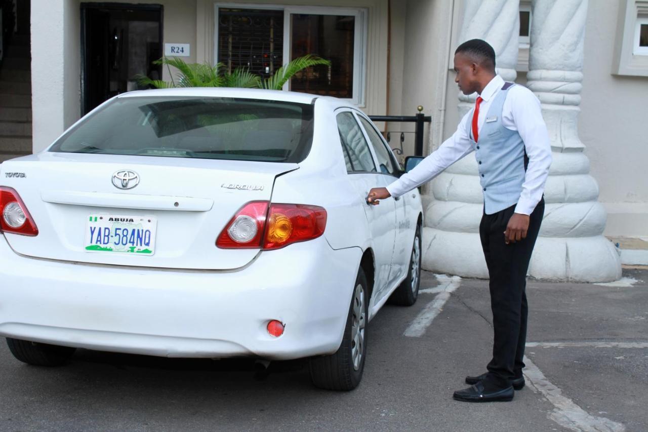 Bolton White Apartments Abuja Extérieur photo