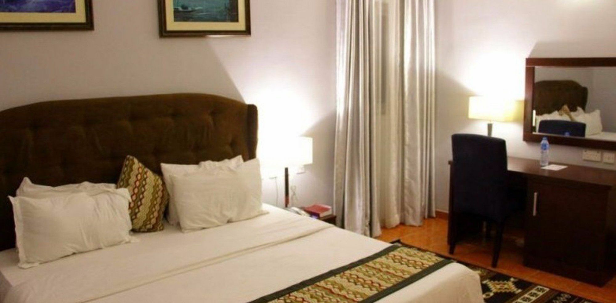 Bolton White Apartments Abuja Extérieur photo