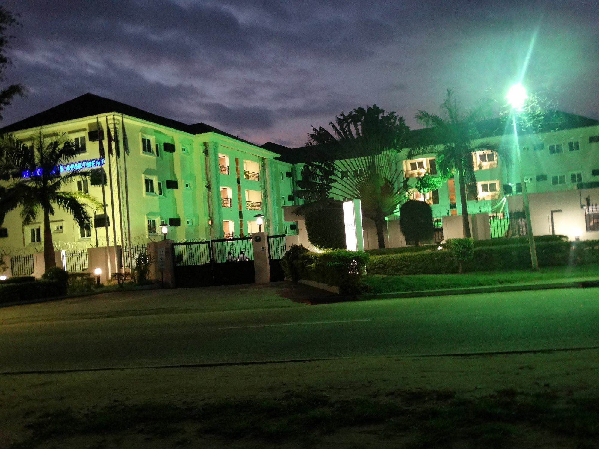 Bolton White Apartments Abuja Extérieur photo