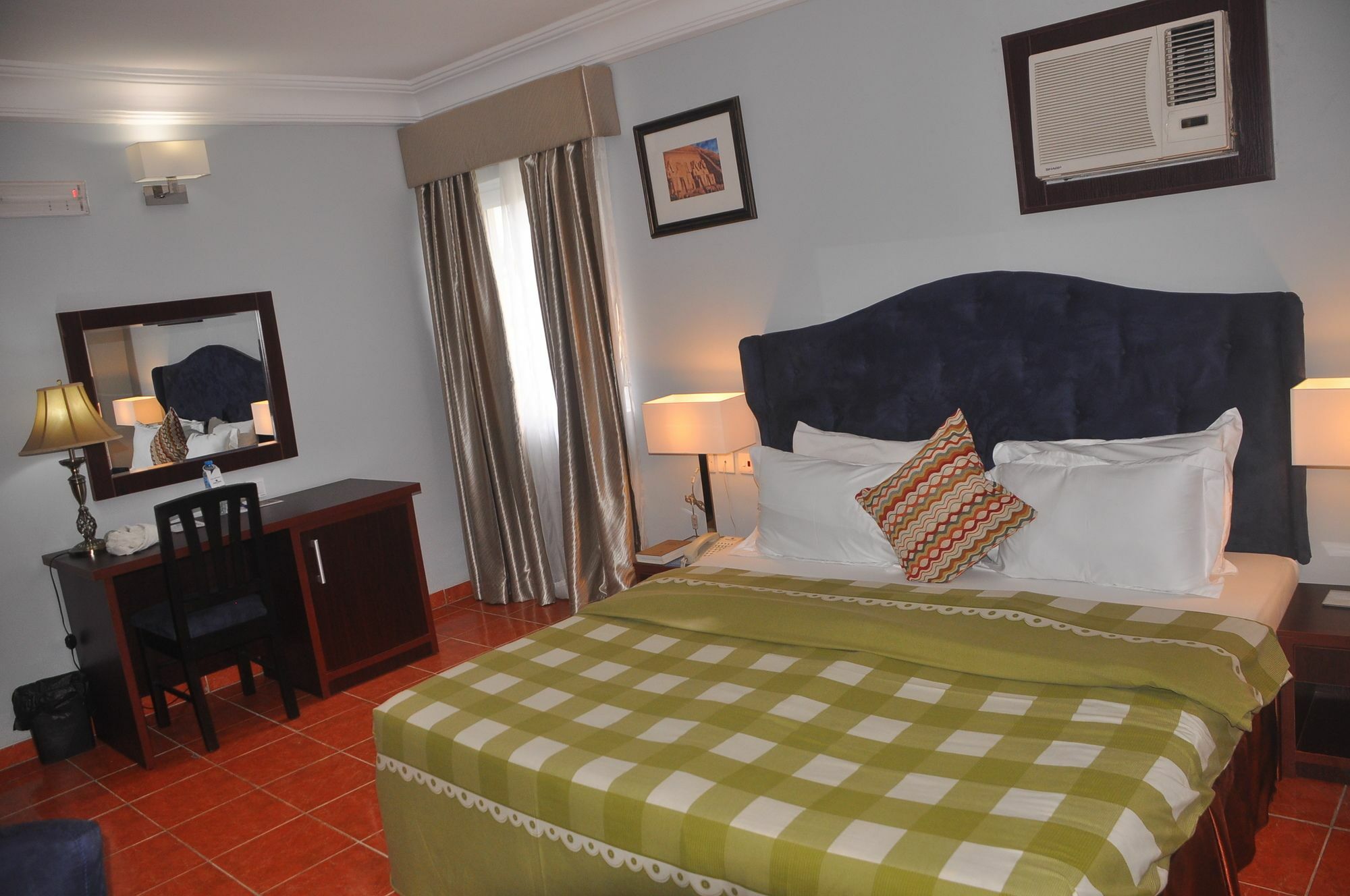 Bolton White Apartments Abuja Extérieur photo